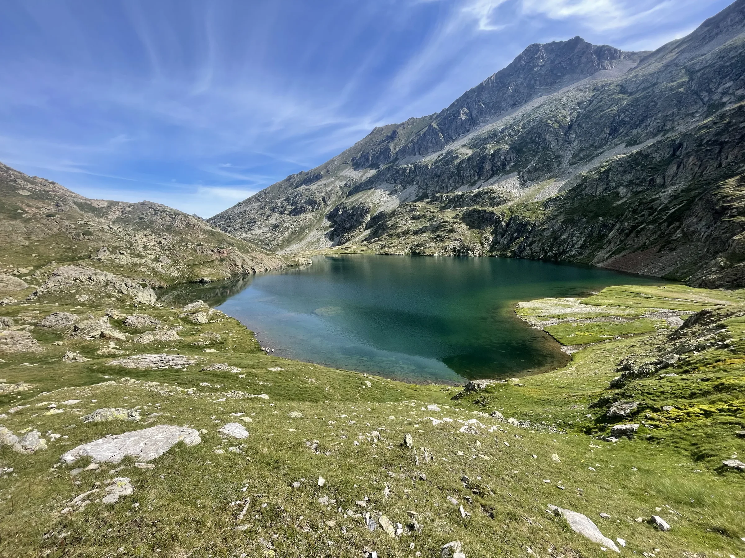 Lac d’altitude dans les Pyrénées